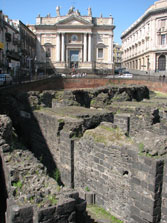 immagine anfiteatro romano 2