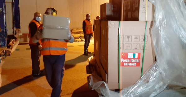 Covid 19, un altro cargo dalla Cina con materiale sanitario della Regione