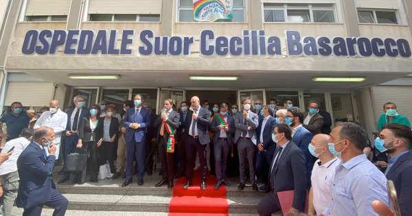 Ospedale di Niscemi, Musumeci inaugura un nuovo reparto