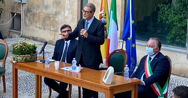 INCONTRI ISTITUZIONALI - Musumeci in visita a Burgio e Lucca Sicula