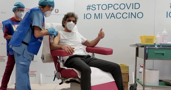 COVID - In Sicilia somministrati oltre undicimila vaccini