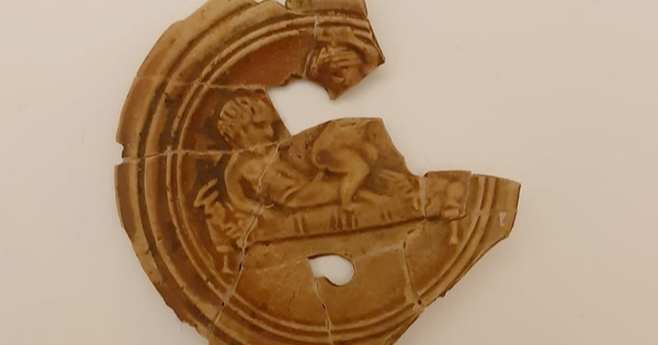 BENI CULTURALI - Scoperta una preziosa lucerna del I secolo d.C.