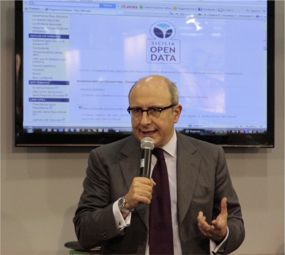 L'Assessore per l'economia Gaetano Armao durante il workshop Open Sicilia: le iniziative di Open Data nella Regione Siciliana